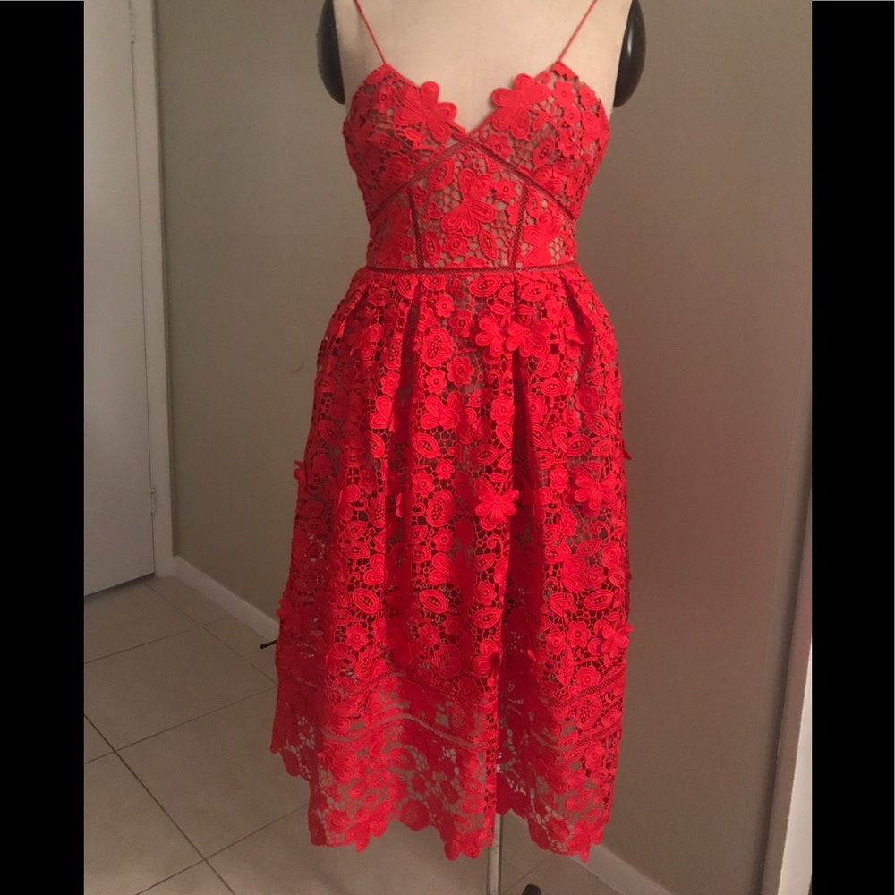 Dress - Picture 3 of 3